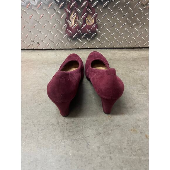 Vionic - Camden Suede Wedge / Maroon / 8.5 / NWOB - Picture 6 of 7